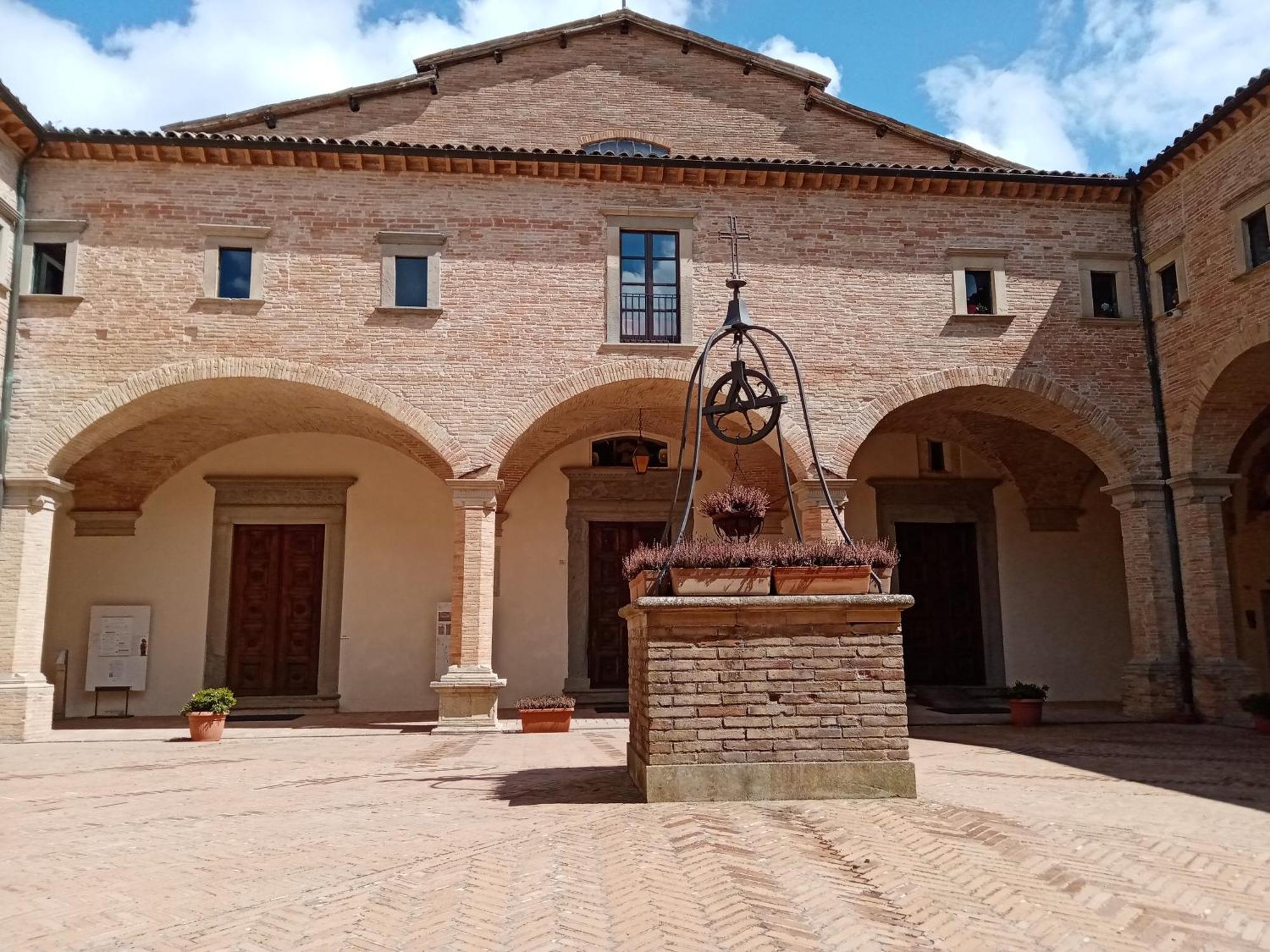 Apartament La Dimora Di Pietra Gubbio Zewnętrze zdjęcie